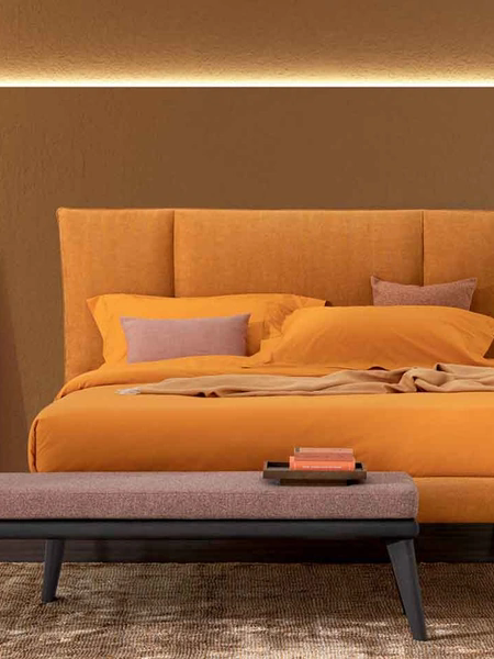Letto Guess in tessuto con testiera di Oggioni