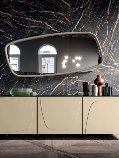 Specchio con cornice in legno Golden Wood di Ozzio