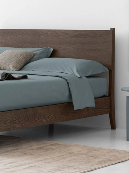 Tavolino Kisai 01 in frassino laccato di Oggioni