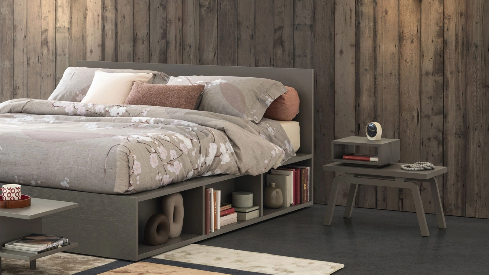 Tavolino Stock con vano a giorno in frassino con gambe in massello di Oggioni