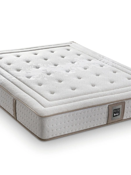 Materasso a molle insacchettate e Acquacell Evo More di Morfeus