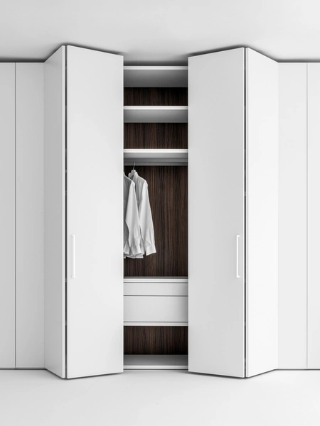 Armadio Freedhome con ante a libro in laccato opaco Apertura Totale di Caccaro