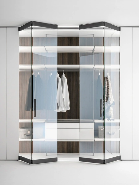 Armadio Freedhome Apertura Totale 50 vetro extrachiaro di Caccaro