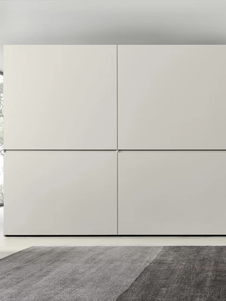 Armadio con ante scorrevoli Horizontal Complanare di Sangiacomo