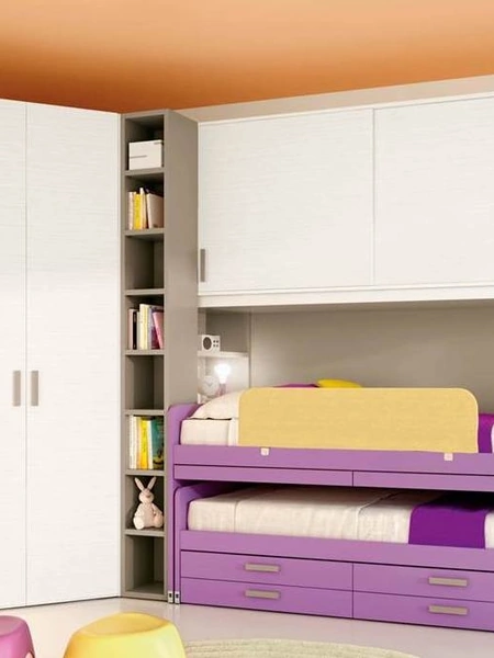 Cameretta 622 a ponte con armadio angolare e secondo letto estraibile di Ferrimobili