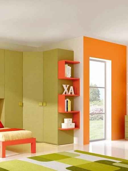 Cameretta 640 a ponte con armadio angolare e scrivania di Ferrimobili