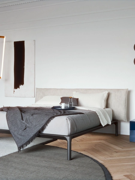 Comodino in laccato lucido Easy System di Novamobili