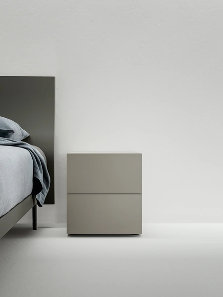 Comodino Filnox in laccato opaco di Caccaro