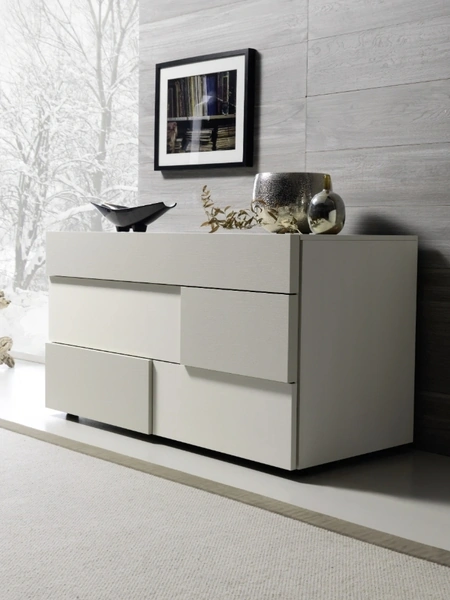 Comò Insieme in laccato di Sangiacomo