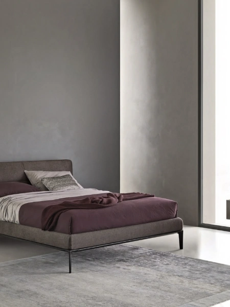 Letto in tessuto con testiera Dorian di Sangiacomo