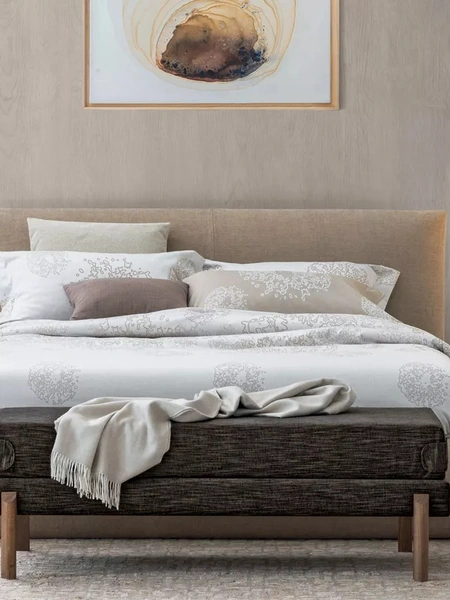 Letto Feeling in tessuto imbottito di Oggioni