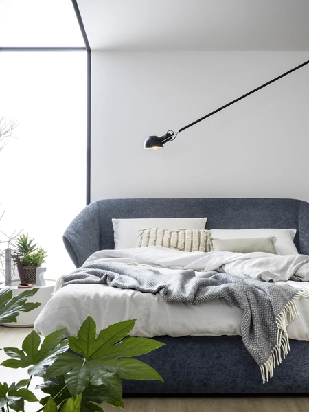 Letto Hide con box contenitore di Novamobili