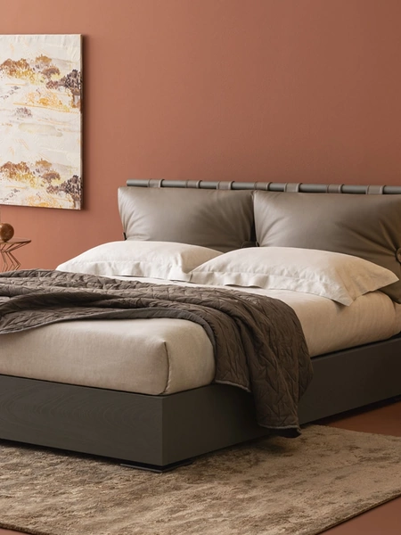 Letto con box contenitore Dual Legno con testiera in pelle di Oggioni