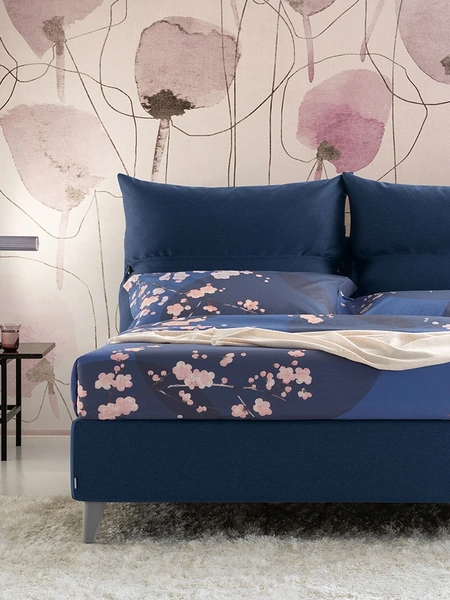 Letto in tessuto imbottito Posh di Oggioni