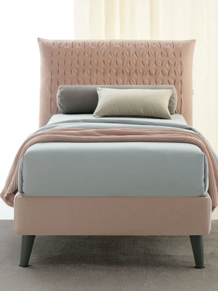 Letto singolo Fanny Fold in tessuto con testiera lavorata di Oggioni