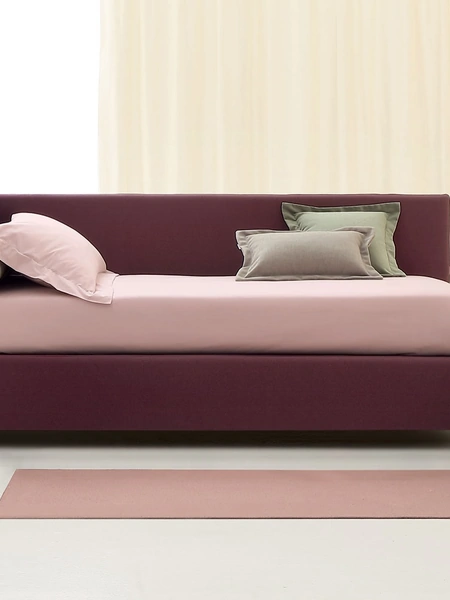 Daybed Golf 719 in tessuto trasformabile con meccanica a pettine di Oggioni