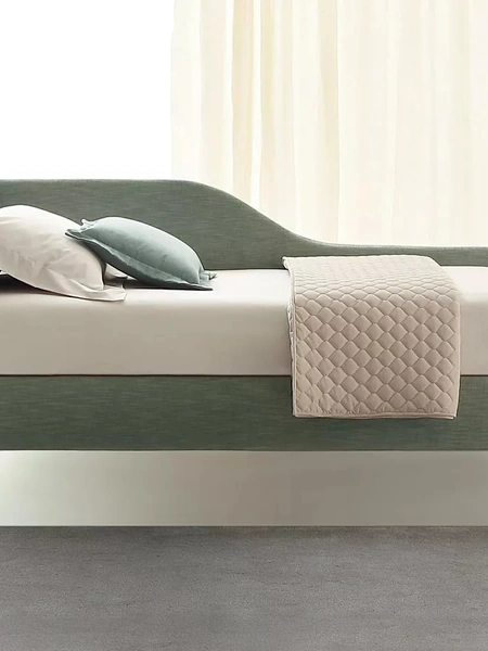 Daybed singolo con contenitore Golf 131 di Oggioni