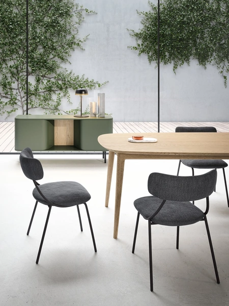 Madia Bay in laccato opaco di Novamobili