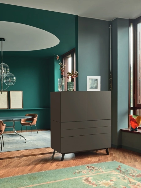 Madia Alta Domino IN 2 36I in laccato Creta opaco di Sangiacomo