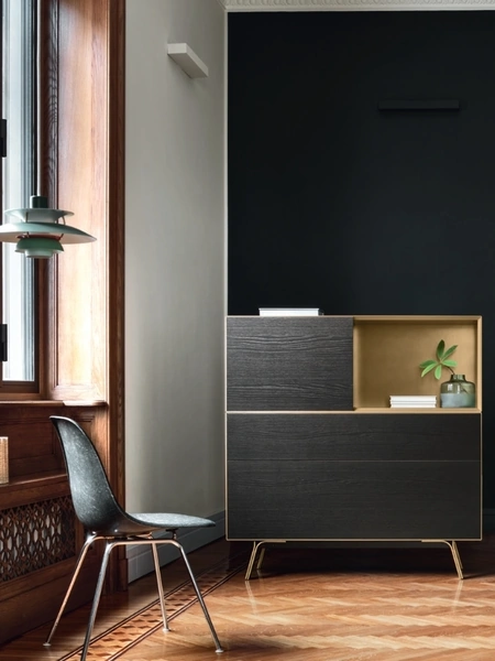 Madia Domino IN2 25I in Rovere carbone e laccato metallo Ottone di Sangiacomo