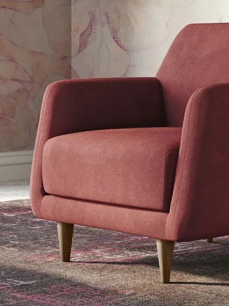 Poltroncina in tessuto con piedi in legno Adele di Doimo Salotti