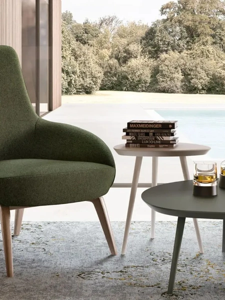 Poltrona Karin in tessuto di Doimo Salotti