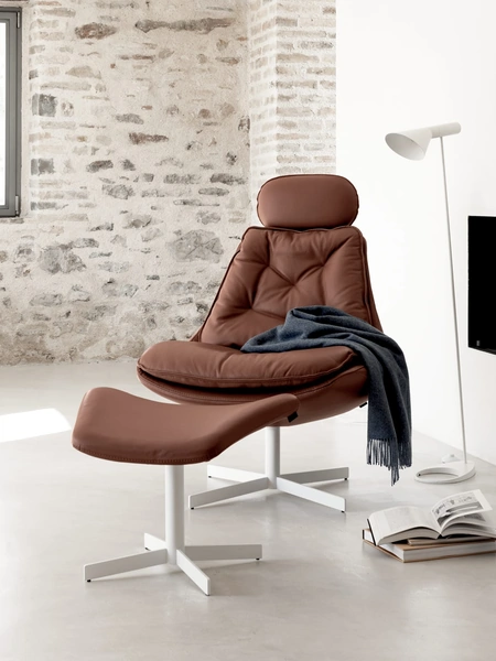 Poltrona Daya in ecopelle di Bontempi