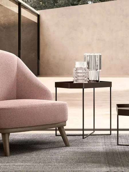 Poltroncina in tessuto Tania di Doimo Salotti