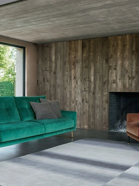 Divano lineare in tessuto Ascot di Twils Lounge