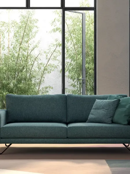 Divano lineare Mister di Doimo Salotti