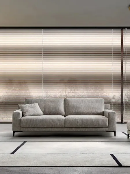 Divano lineare James di Doimo Salotti