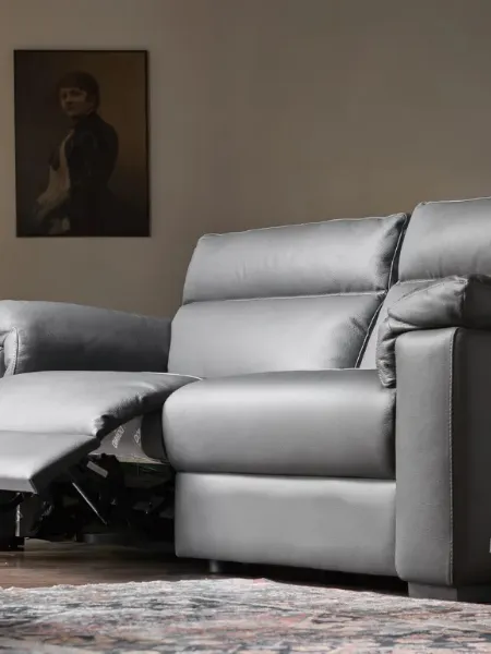 Divano relax lineare in pelle William di Doimo Salotti