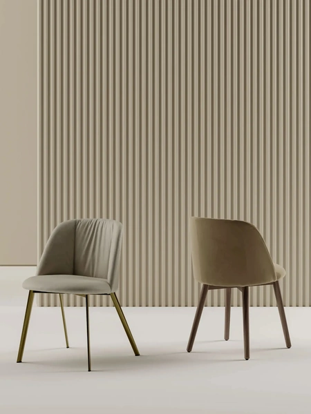 Sedia Agatha in tessuto imbottito di Bontempi