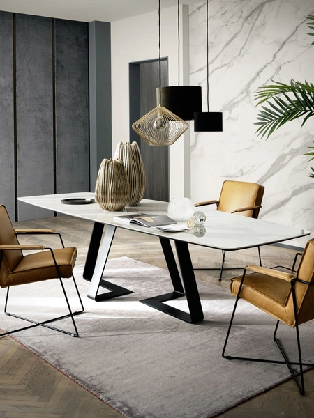 Sedia Ottavia rivestita in cuoio con struttura in ferro di Alta Corte