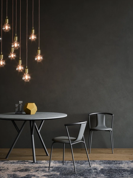 Tavolo rotondo Sunny con top in marmo Bianco di Carrara e gambe in metallo di Novamobili