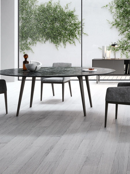Tavolo Rea con top in marmo di Novamobili
