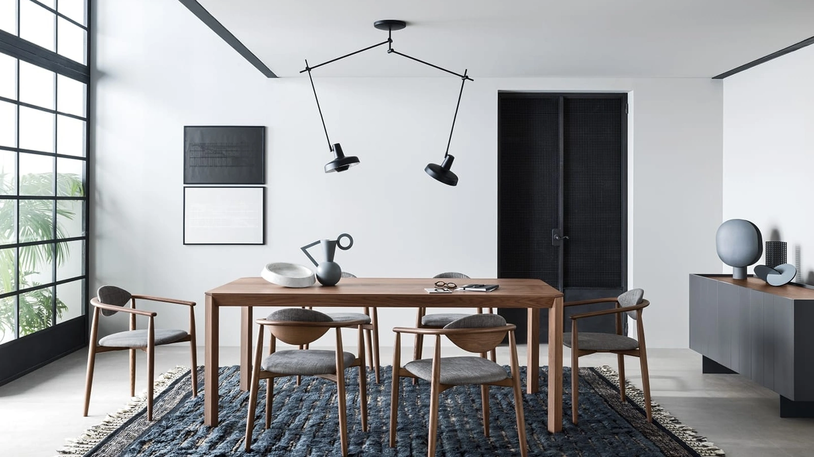 Tavolo allungabile Stretch in legno impiallacciato Noce Canaletto di Novamobili