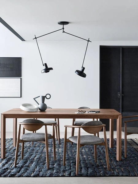 Tavolo allungabile Stretch in legno impiallacciato Noce Canaletto di Novamobili