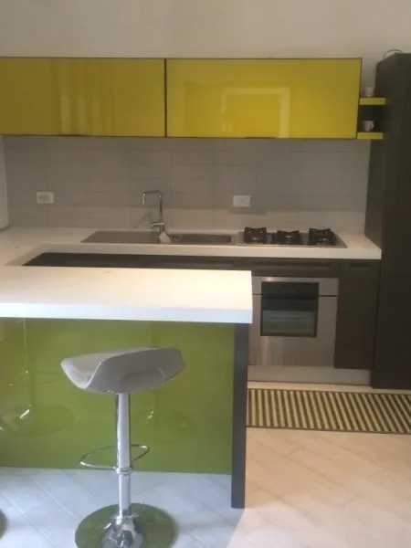 Cucina moderna verde