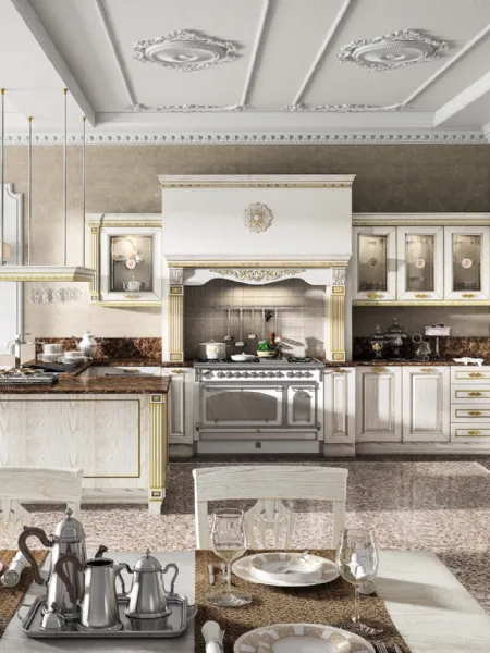 Cucina Classica Imperial con penisola di Home Cucine
