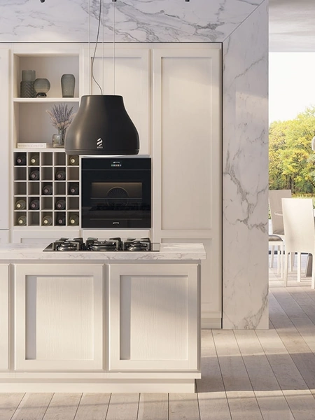 Cucina Moderna con isola Giorgina Laccata Bianca in castagno con top in Laminam bianco statuario venato di Zappalorto