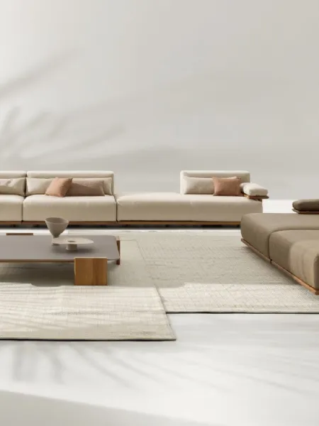 Divano Tao in tessuto e legno di iroko di Ditre Italia